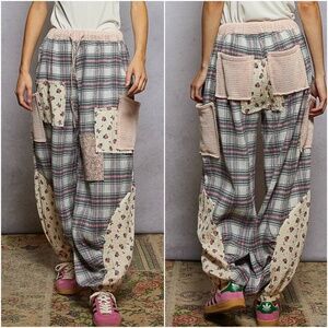POL Floral Plaid Print Stretchy Waist Pocket Joggers pants